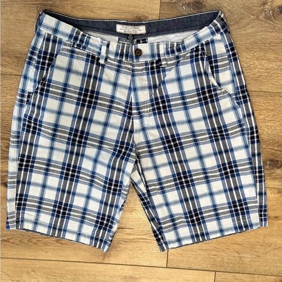 Flag & Anthem Other - Flag & Anthem Shorts Flat Front Chino Style Navy/White/Black Plaid Size 34